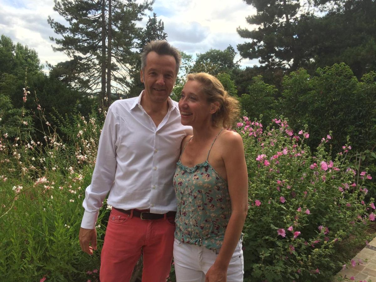 Denis & Virginie - Chateau A Pied - Parking Gratuit Versailles Eksteriør bilde