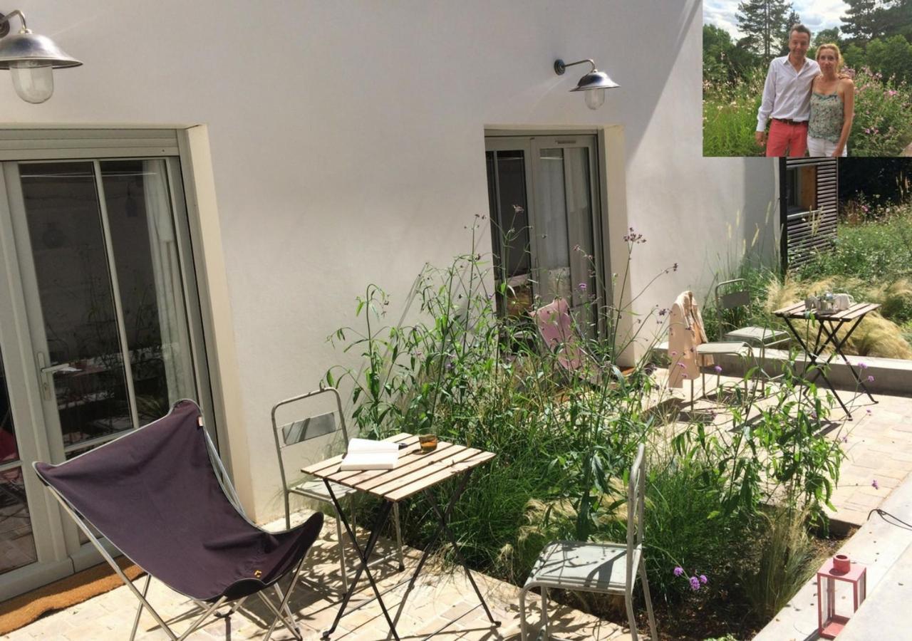 Denis & Virginie - Chateau A Pied - Parking Gratuit Versailles Eksteriør bilde